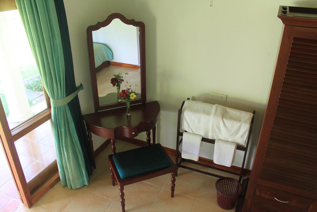 Jungle Tide Bed and Breakfast Kandy Værelse billede